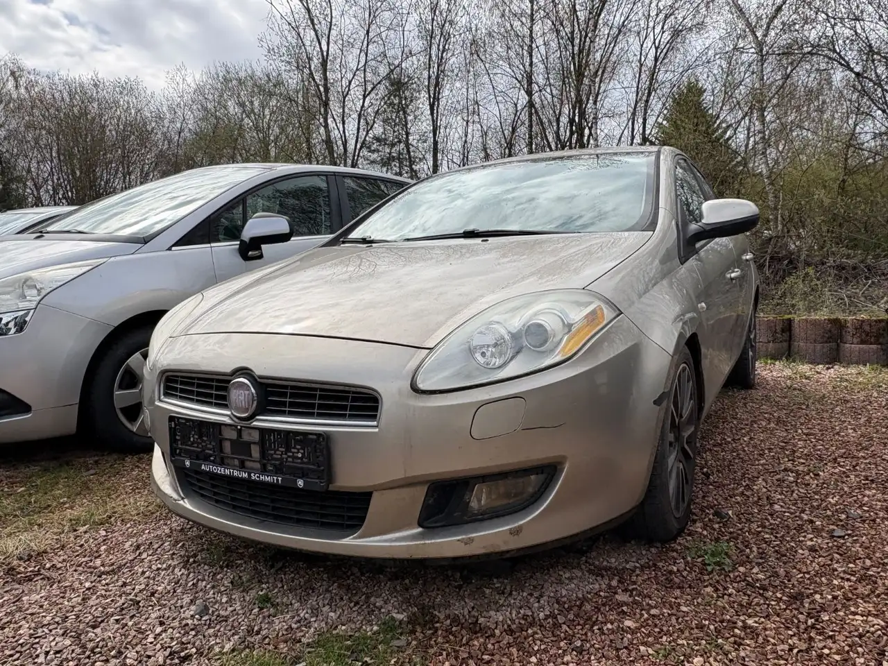 Fiat Bravo 1.9 8V Multijet Dynamic/TÜV — photo 1 of 10