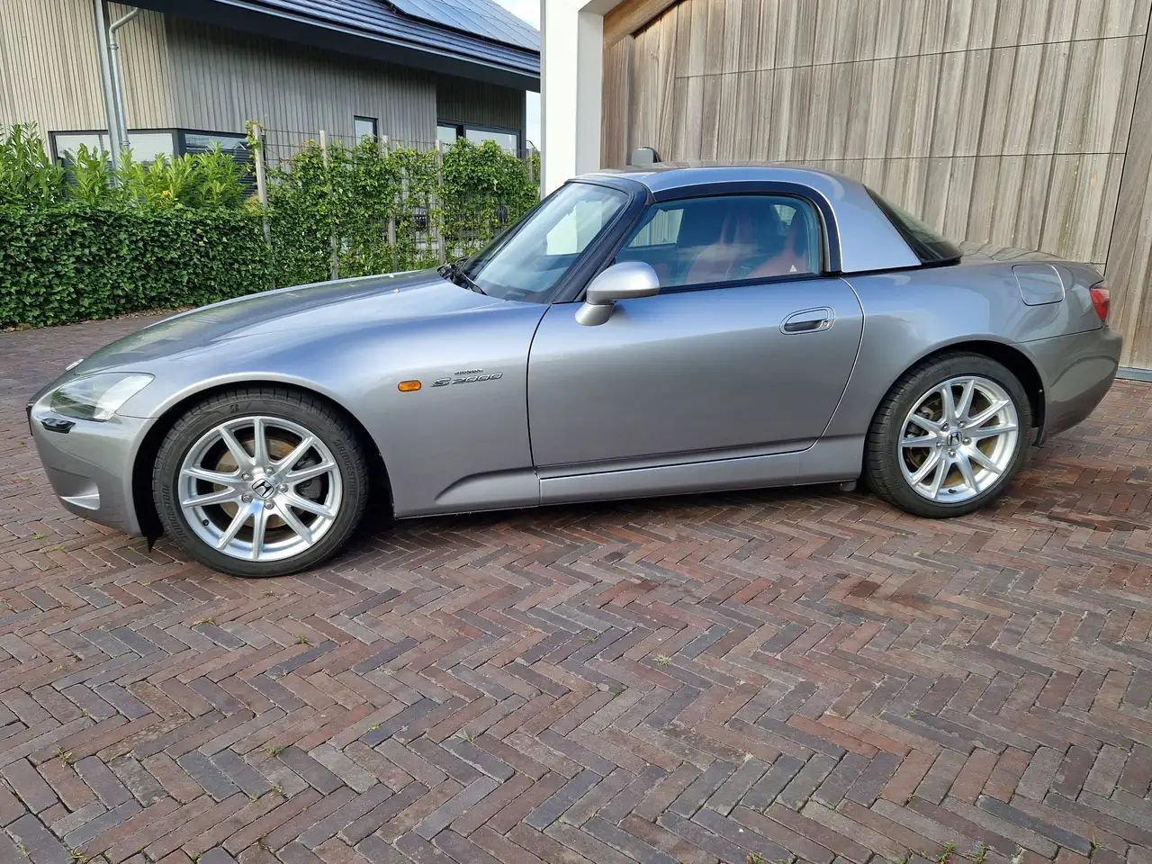 Honda S 2000 S 2000 2.0i — photo 1 of 39