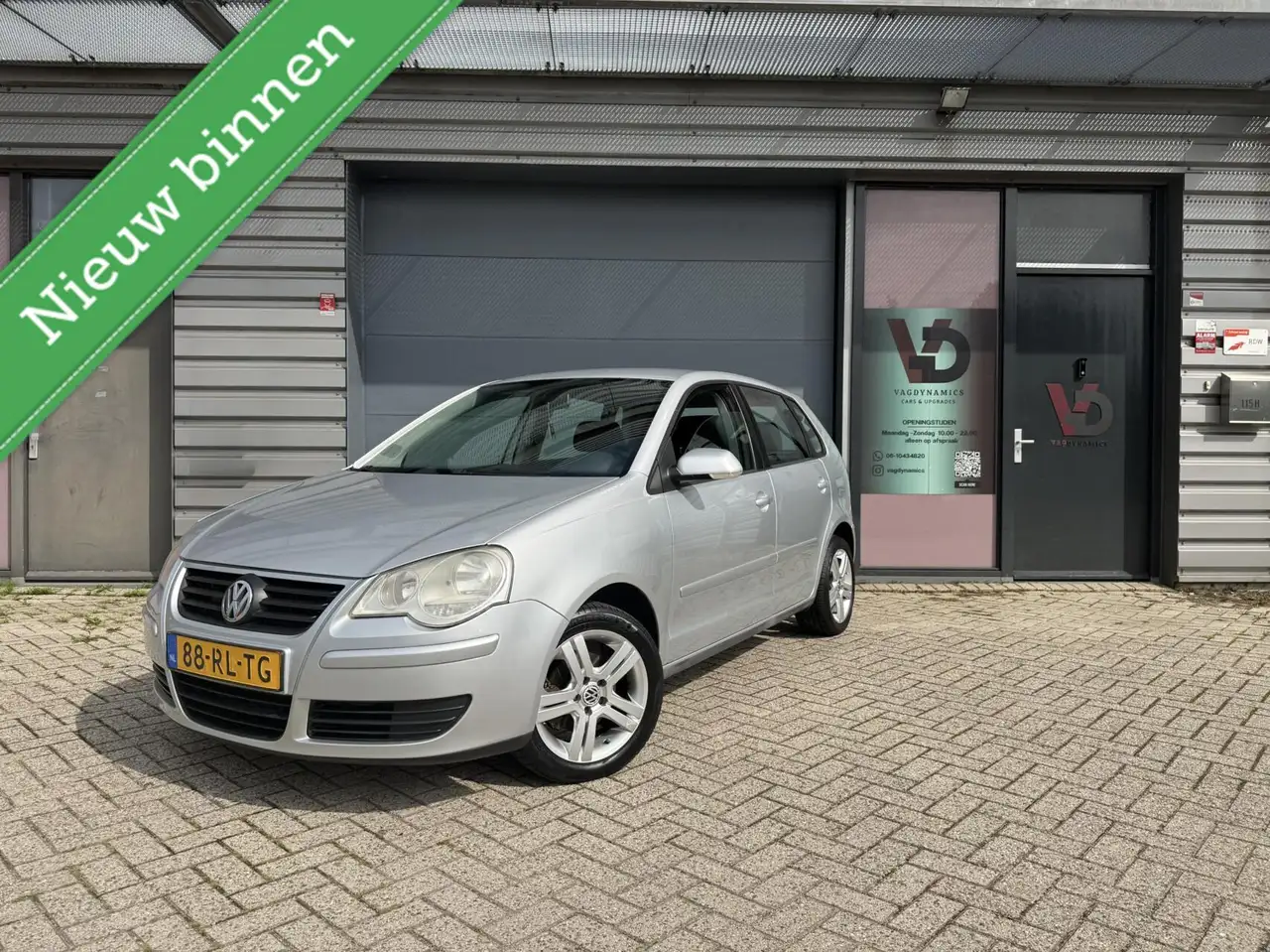 Volkswagen Polo 1.4-16V CARPLAY AIRCO DBRIEM NETTE STAAT — photo 1 of 17