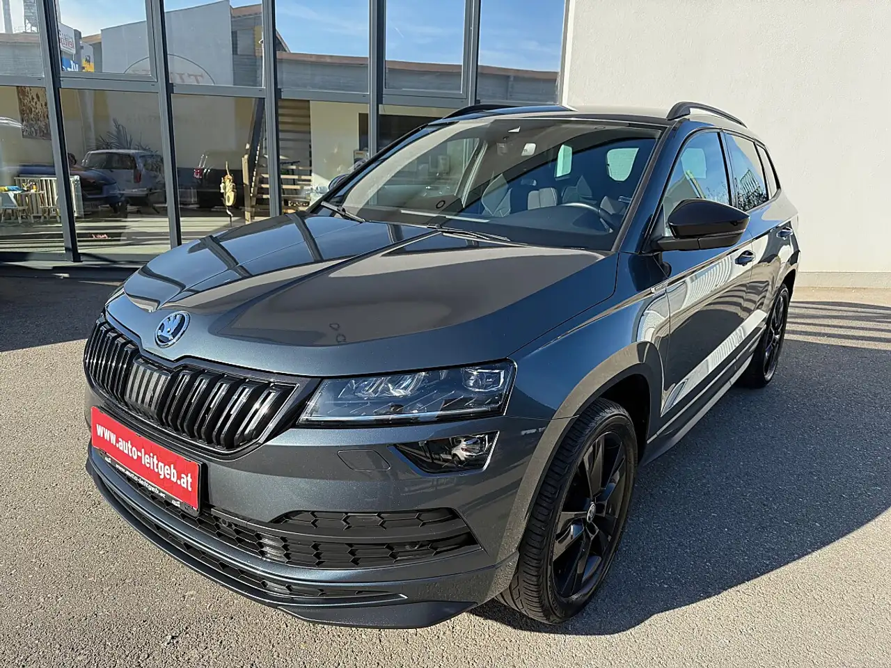Skoda Karoq 2.0 TSI SportLine 4x4 OPF (EURO 6d-TEMP) — photo 1 of 14