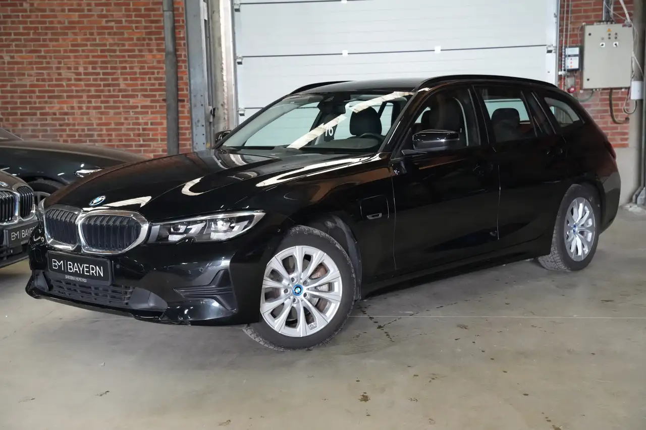 BMW 320 eA PHEV Garantie 98% SOH Plug in Hybride Benzine Automaat EURO 6d — photo 1 of 15