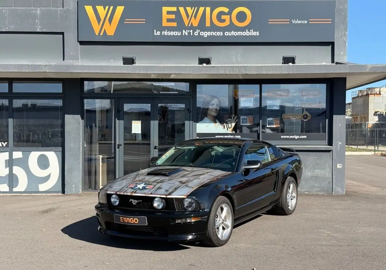 Ford Mustang 4.6 v8 300 ch gt-cs — photo 1 of 30