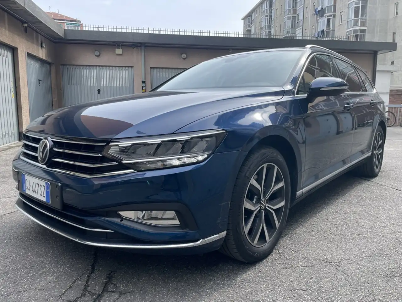 Volkswagen Passat Variant PASSAT VARIANT EXECUTIVE 2.0 TDI 150 CV DSG — photo 1 of 15
