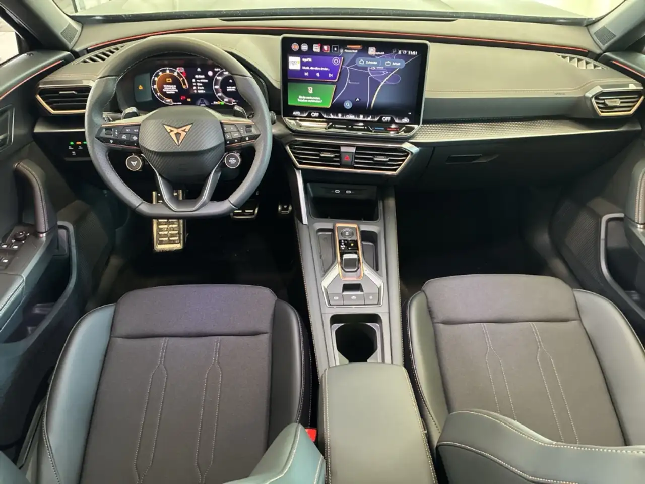 CUPRA Formentor 2.0 TSI DSG 5J Gar. AHK Matrix ACC 360° Shz — photo 1 of 7