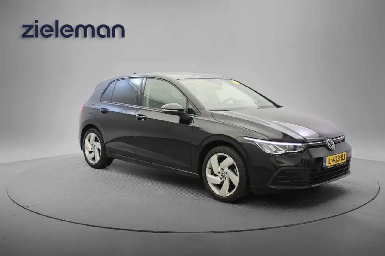 Volkswagen Golf 1.0 TSI - Digitaal Cockpit, Carplay, Adapt. Cruise — photo 1 of 27
