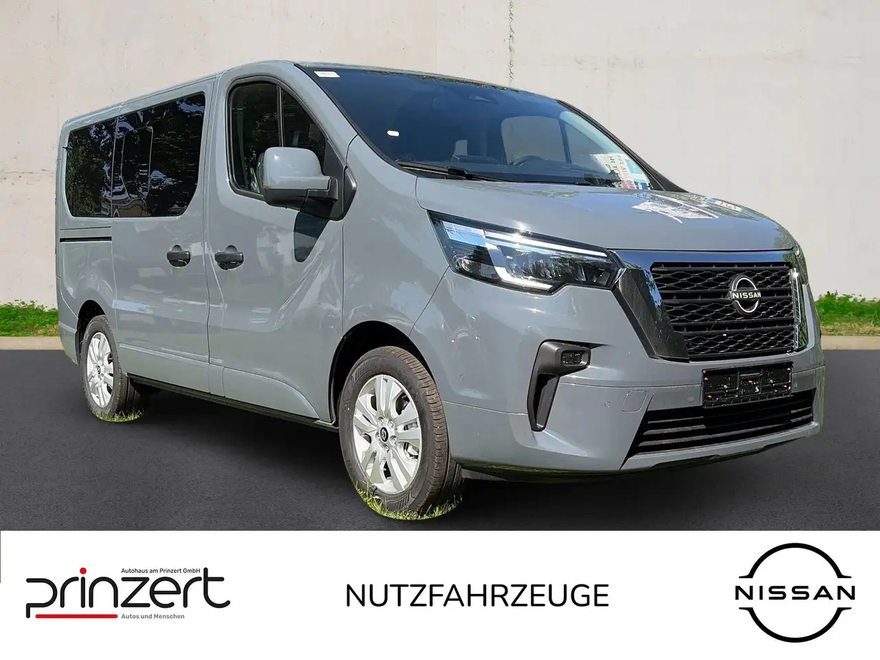 Nissan Primastar Kombi DCI 170 — photo 1 of 14