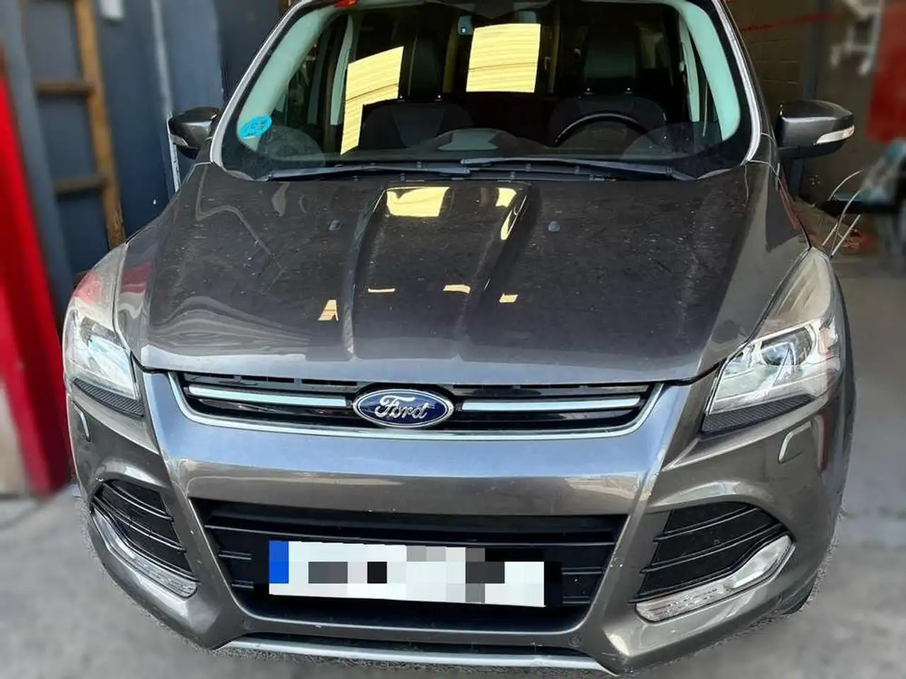 Ford Kuga 1.5 EcoB. Auto S&S Titanium 4x2 150 — photo 1 of 12