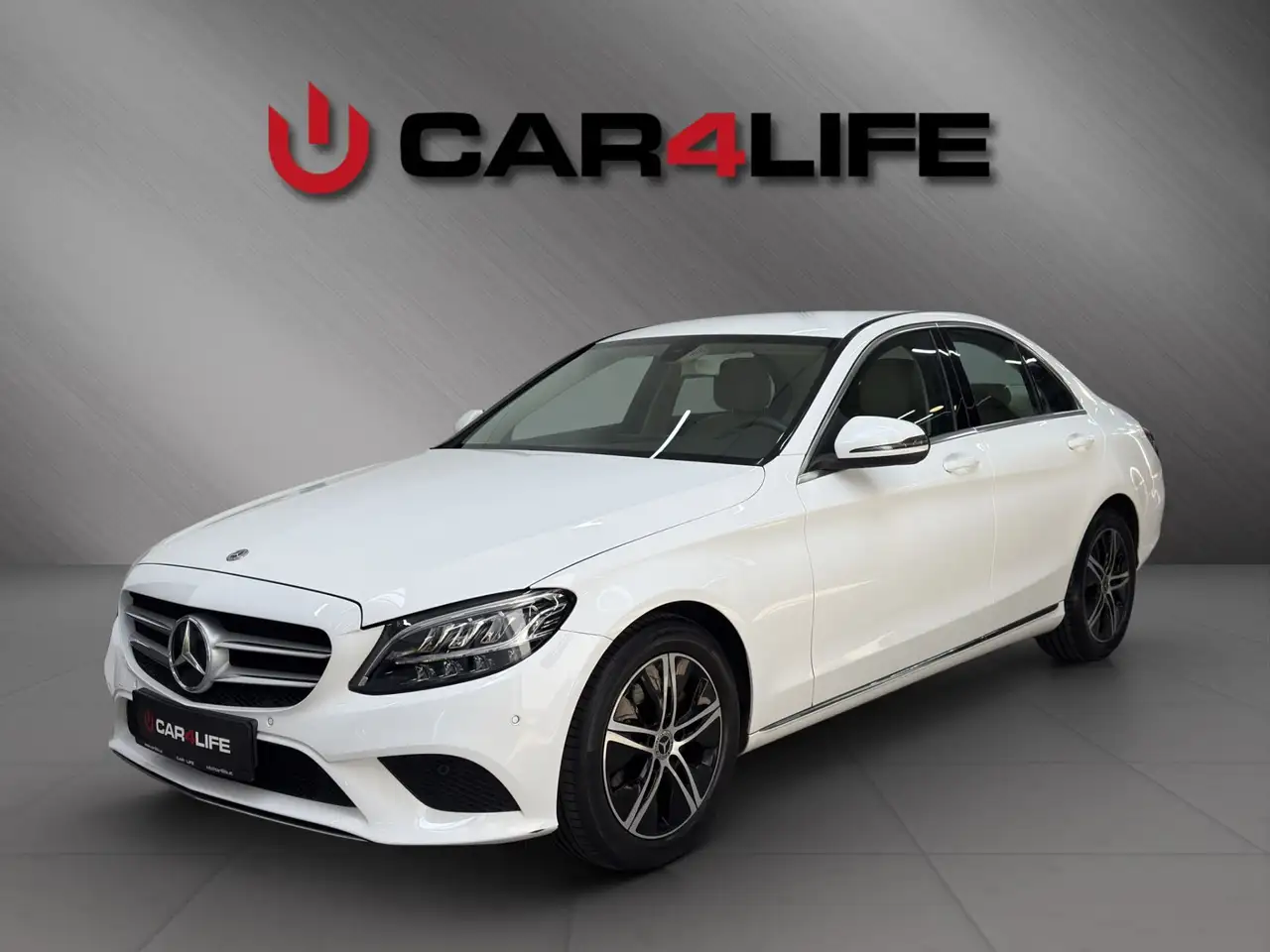 Mercedes-Benz C 200 d *KEYLESS GO*SITZHEIZUNG*LED* — photo 1 of 25