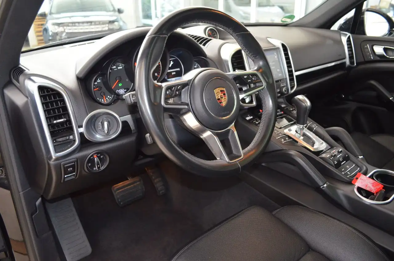 2018 Porsche Cayenne 3.0d Platinum Edition ~ Approved 06.2027, photograph 10