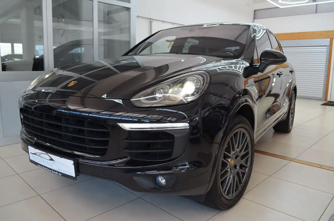 Porsche Cayenne 3.0d Platinum Edition ~ Approved 06.2027 — photo 1 of 30
