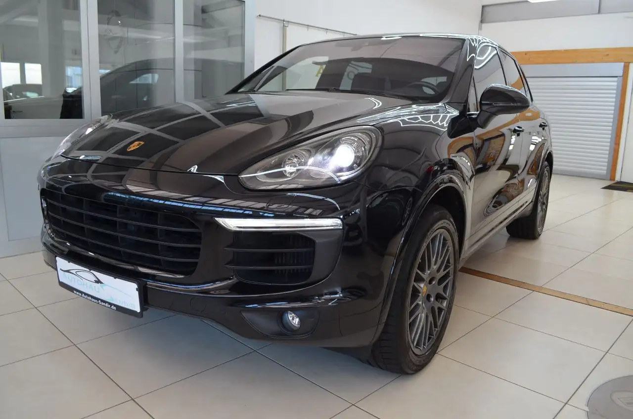 2018 Porsche Cayenne 3.0d Platinum Edition ~ Approved 06.2027, photograph 5