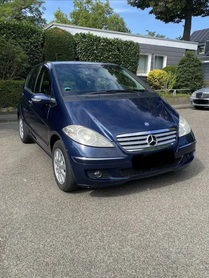 Mercedes-Benz A 180 CDI Elegance — photo 1 of 10