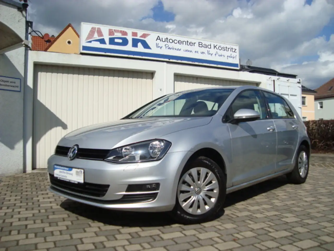 Volkswagen Golf Golf VII 5-Türer 1.2 TSI Trendline AHK/Kamera/SHZ/70Tkm — photo 1 of 17