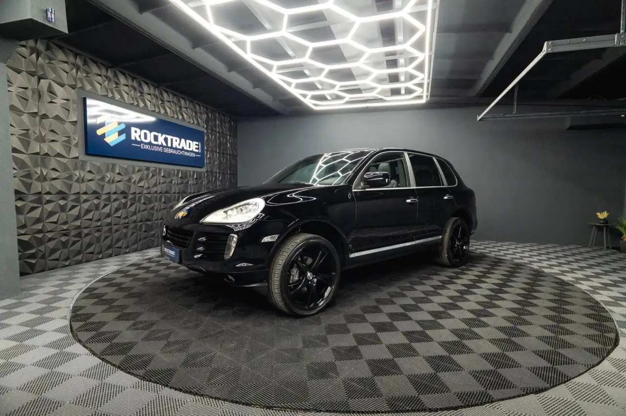 Porsche Cayenne 3.6 V6 Black Edition | BOSE | 22Zoll ABT — photo 1 of 40