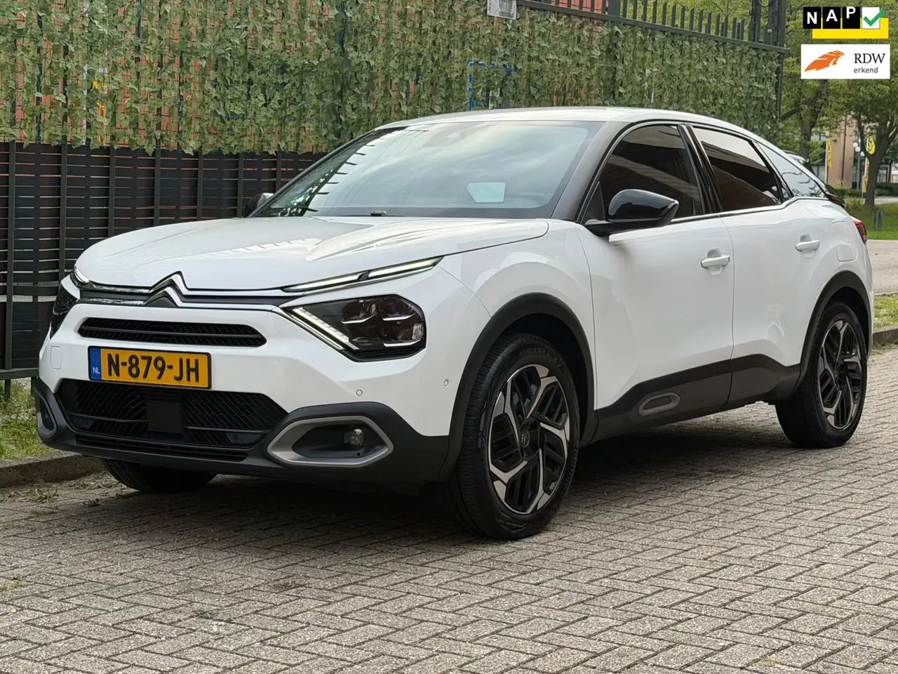 Citroen C4 1.2 Puretech Shine wit 2021 TREKHAAK|LED|NAVI|NAP — photo 1 of 20