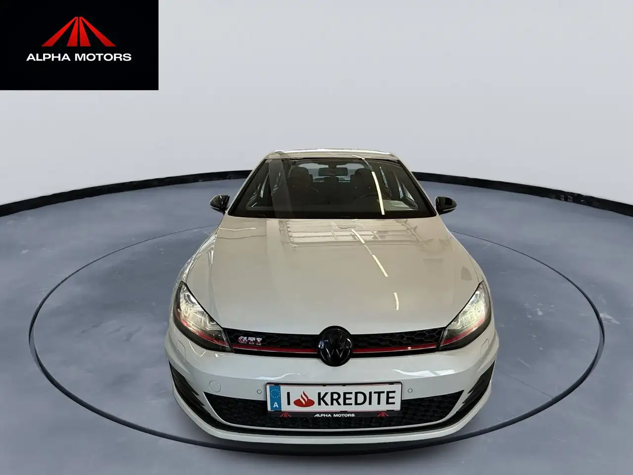 Volkswagen Golf GTI Golf GTI 2,0 TSI DSG Performance GTI Performance — photo 1 of 12