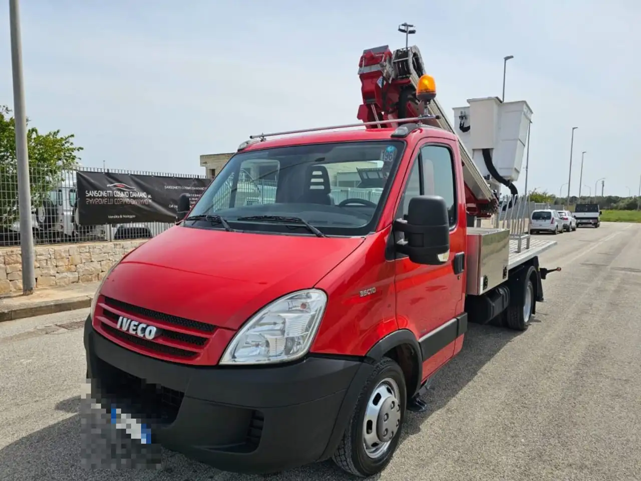 Iveco Daily 35C10 2.3Hpi PM-RG CESTELLO TELESCOPICO COMET — photo 1 of 15