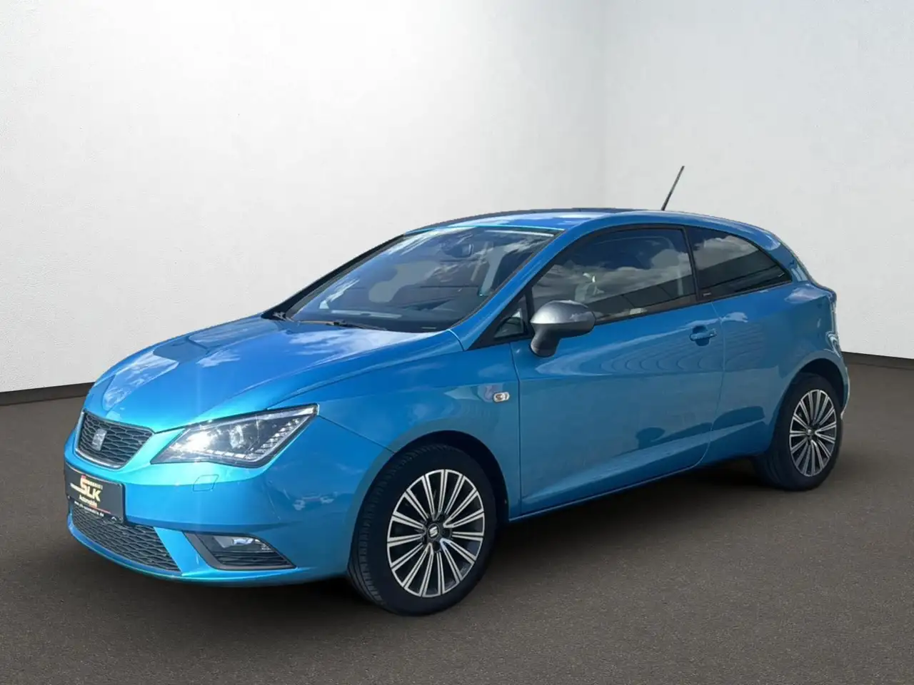 SEAT Ibiza 1.0 TSi Style Bi-Xenon Navi Klimaautomatik — photo 1 of 25