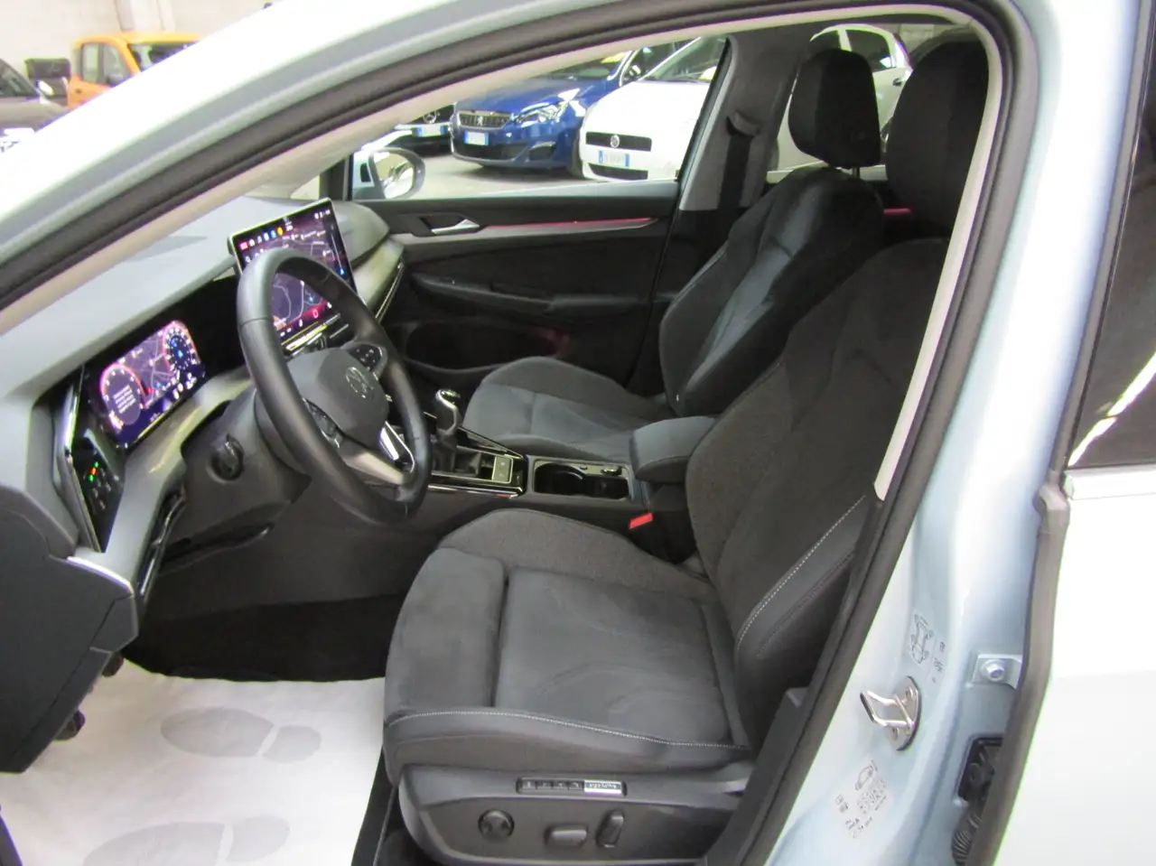 2025 Volkswagen Golf Golf VIII 8.5 1.5 TSI ACT Style MANUALE FULL OPTIONAL * 11.000 KM REALI *, photograph 8