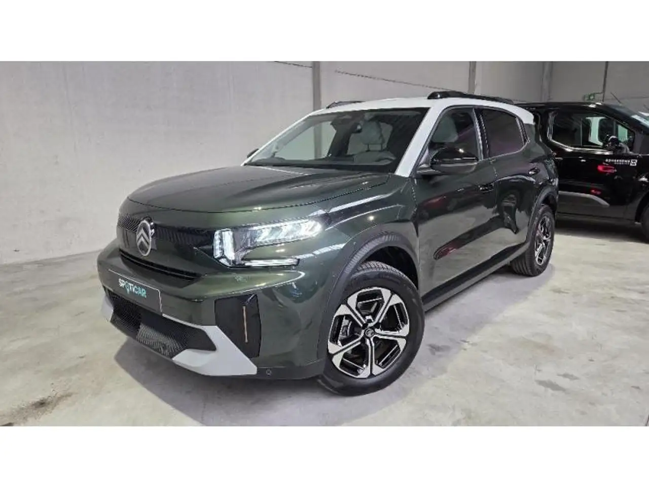 Citroen C3 Aircross Max — photo 1 of 15