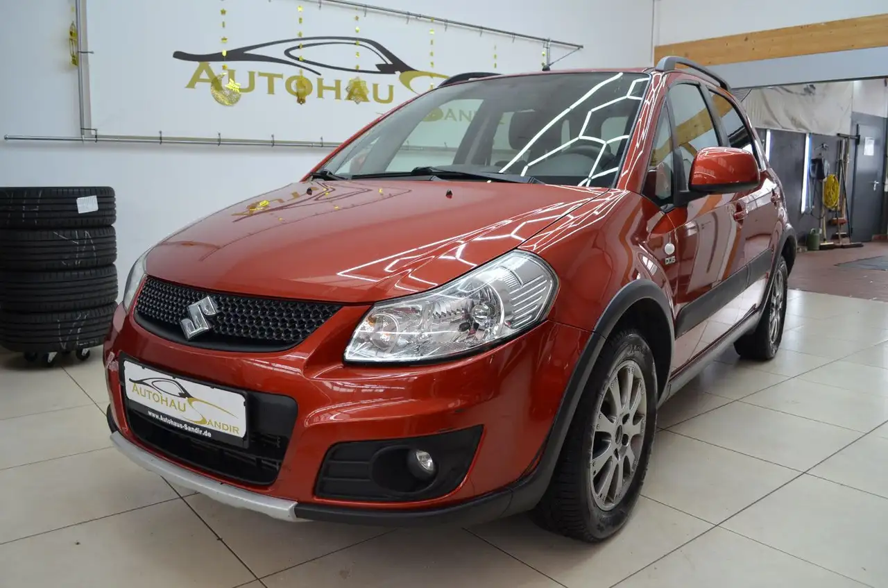 Suzuki SX4 Club 2.0 DDiS ~ 4x4 Allrad ~Klima~MFL~PDC — photo 1 of 12