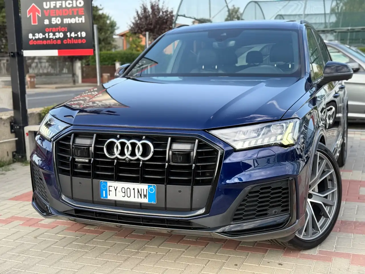 Audi Q7 Q7 50 TDI quattro tiptronic S-LINE Plus — photo 1 of 15