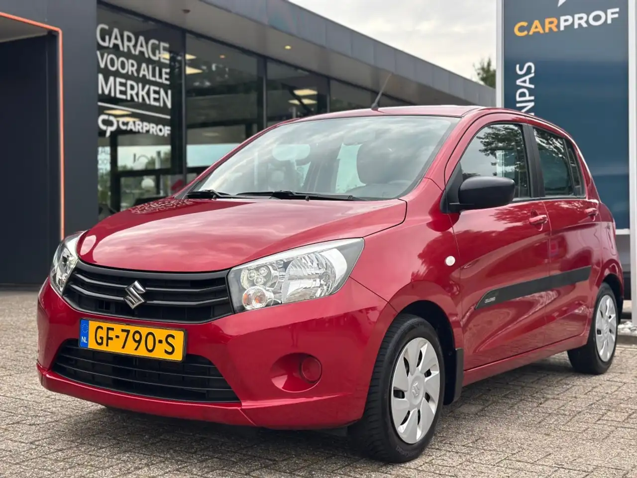 Suzuki Celerio 1.0 Comfort Dealer onderhouden '' Trekhaak - Airco — photo 1 of 26