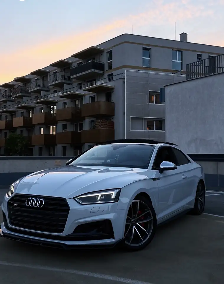 Audi S5 Coupé 3,0 TFSI quattro Tiptronic — photo 1 of 8