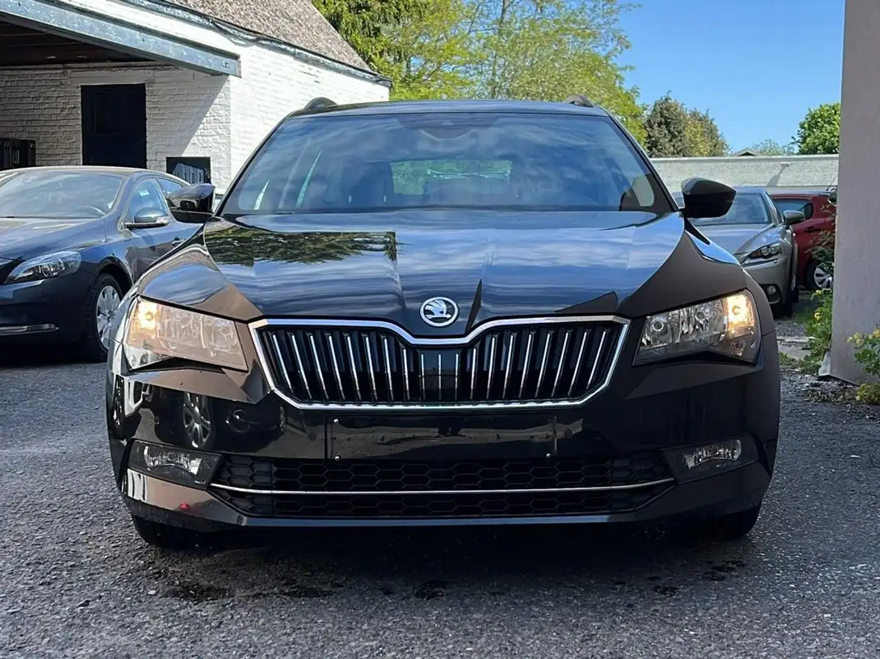 Skoda Superb Superb SW 1.4 TSI ACT 12 mois de garantie — photo 1 of 15