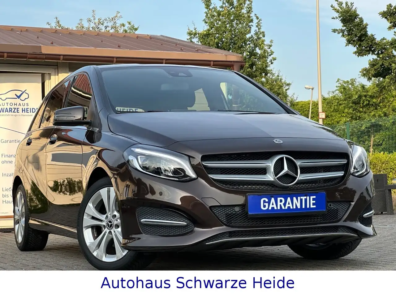 Mercedes-Benz B 220 B220 4Matic Edition*1.HAND*AHK*KAMERA*LED*LEDER — photo 1 of 40