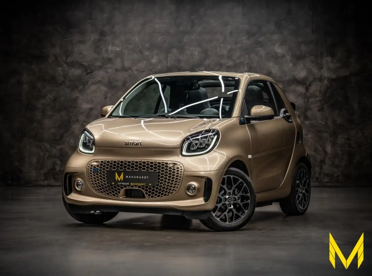 smart forTwo Cabrio EQ Prime — photo 1 of 23