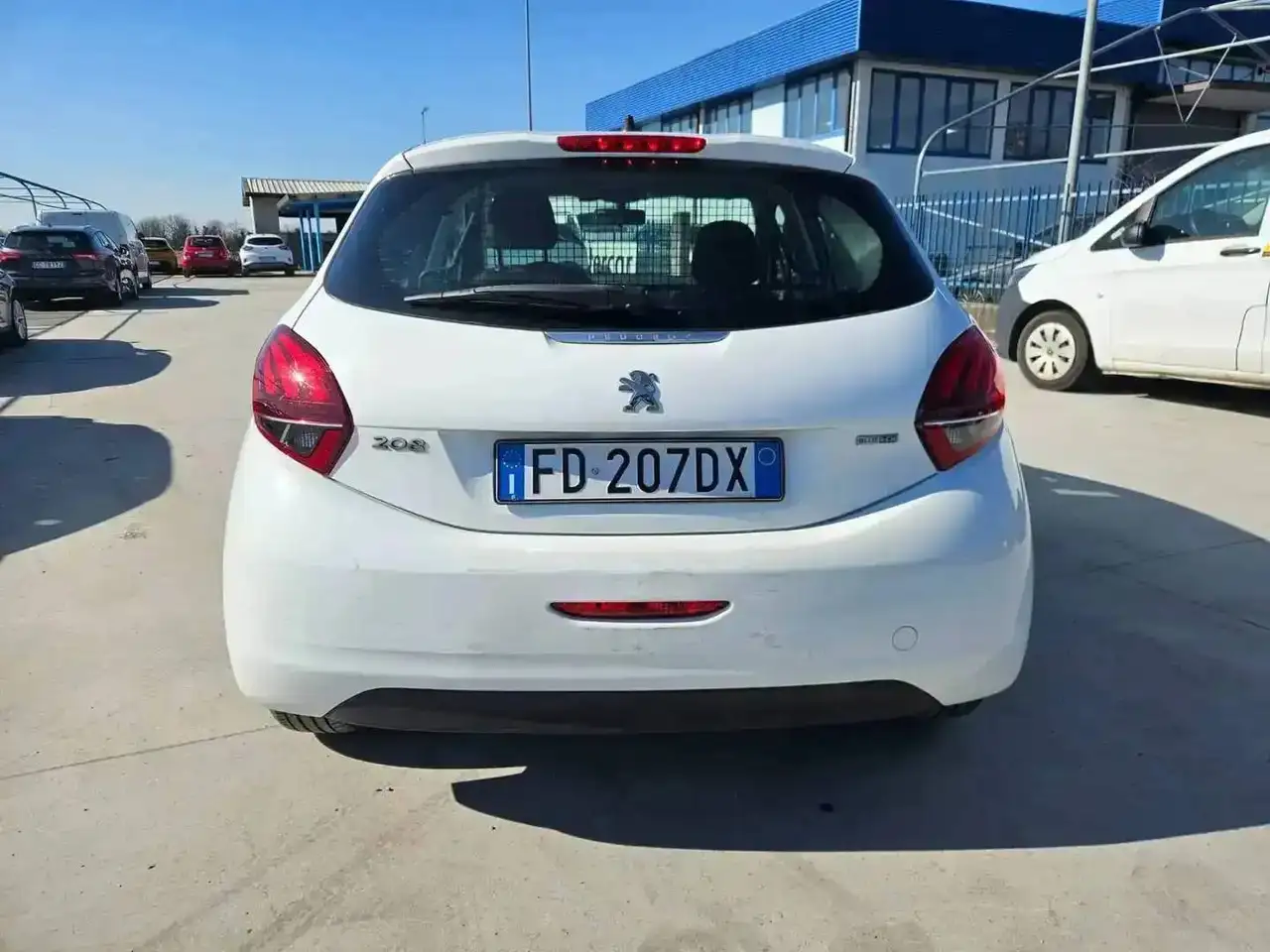 2016 Peugeot 208 208 5p 1.6 bluehdi Active 75cv 2 posti N1 FD207DX, photograph 5