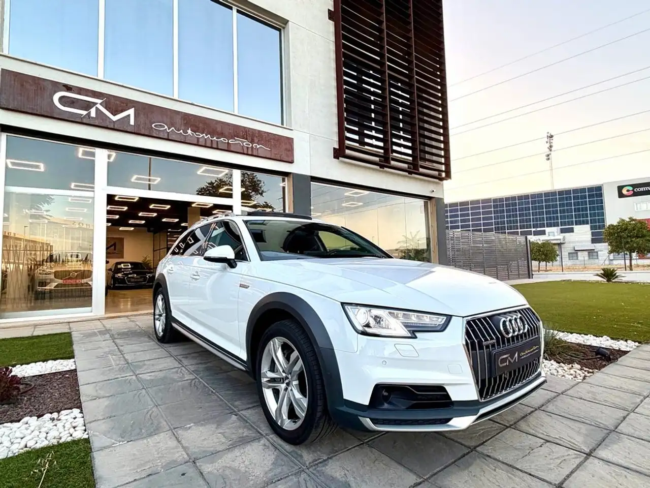 Audi A4 allroad Quattro 2.0 TDI 140kW(190CV) quattro S tronic — photo 1 of 15