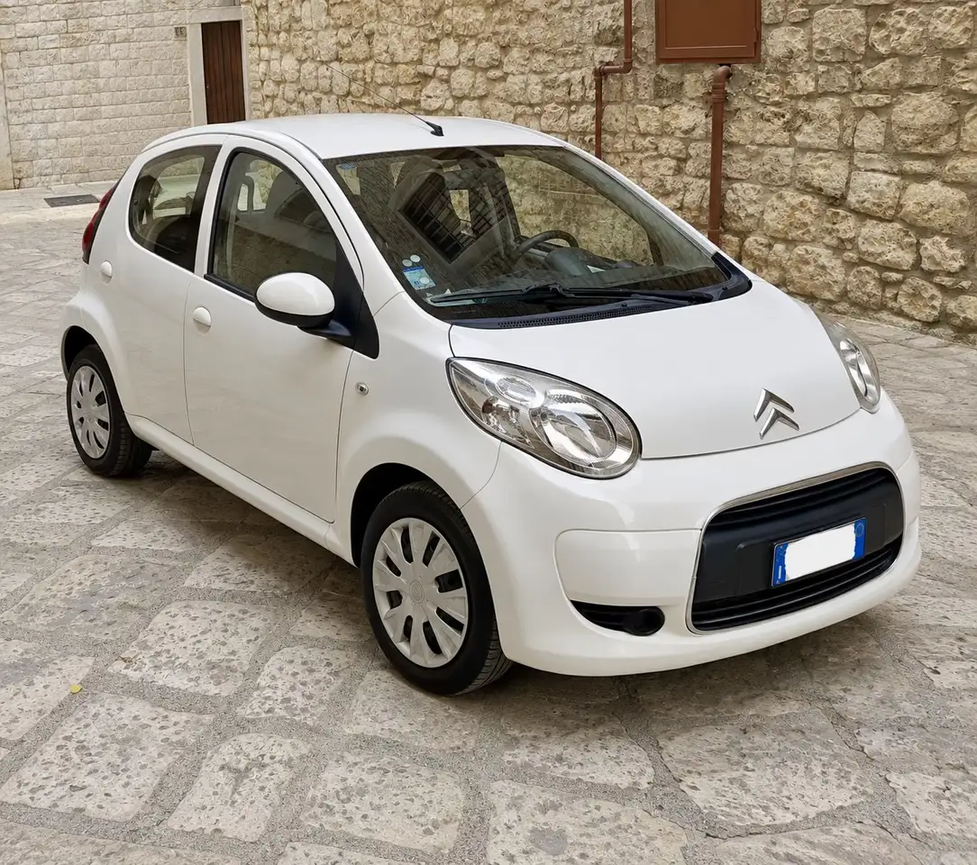 Citroen C1 5p 1.0 AmiC1 - 70.000 KM — photo 1 of 8