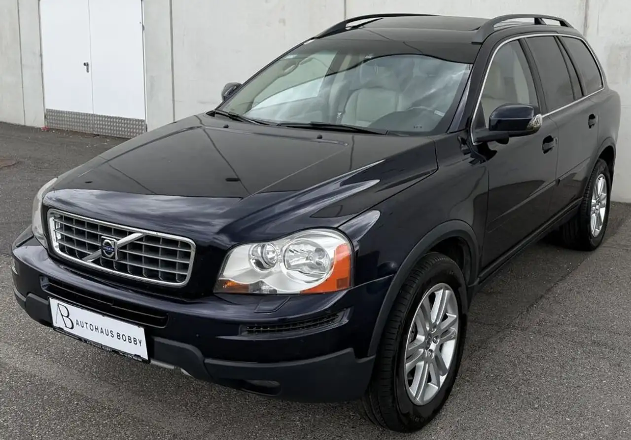 Volvo XC90 3,2 A Sport Geartronic 2.Besitz 7.Sitzer — photo 1 of 15