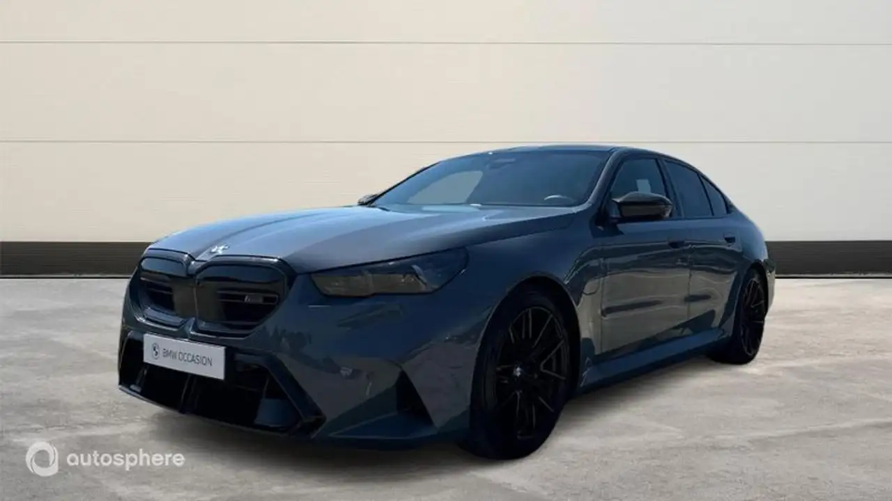 BMW M5 4.4 V8 PHEV 727ch (585+197) — photo 1 of 20