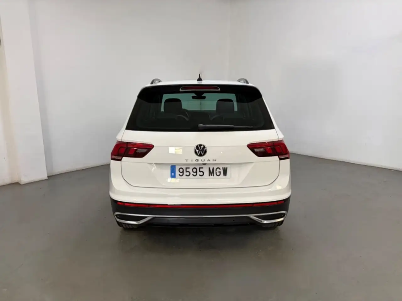 2023 Volkswagen Tiguan 2.0TDI Urban Sport DSG 110kW, photograph 9