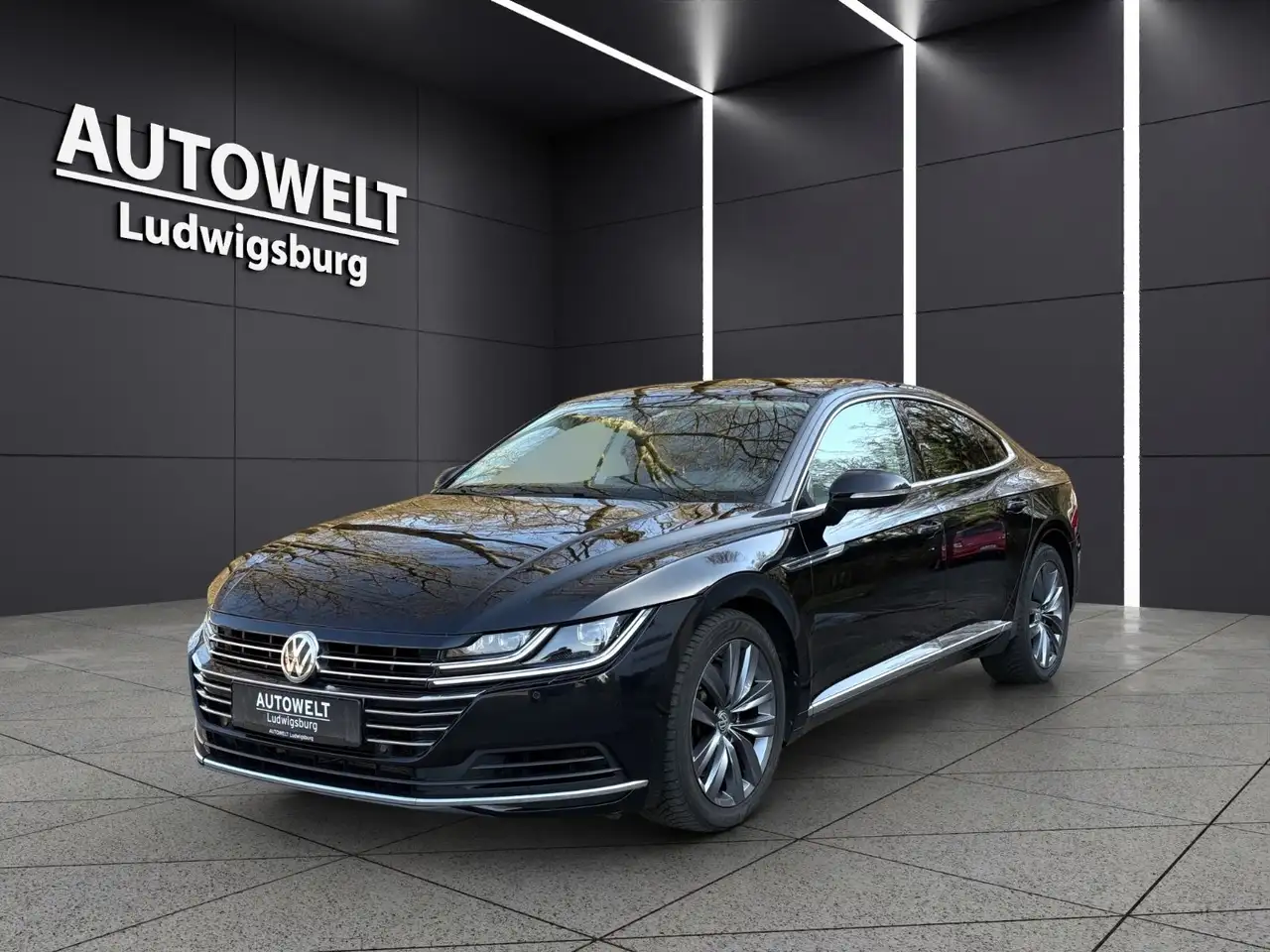 Volkswagen Arteon Elegance 4Motion — photo 1 of 19