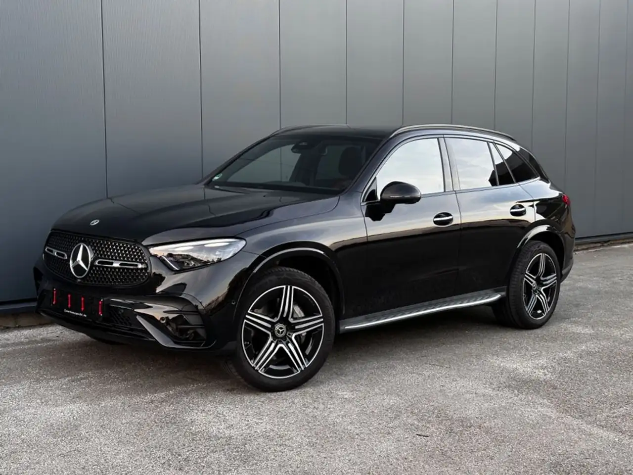 Mercedes-Benz GLC 300 GLC 300 4Matic (254.647) — photo 1 of 26