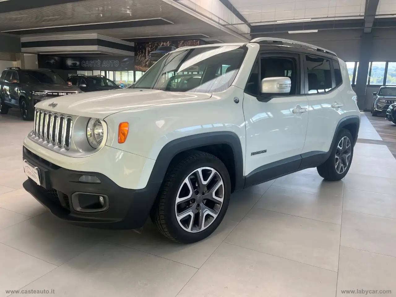 Jeep Renegade 1.6 Mjt 120CV Limited — photo 1 of 15