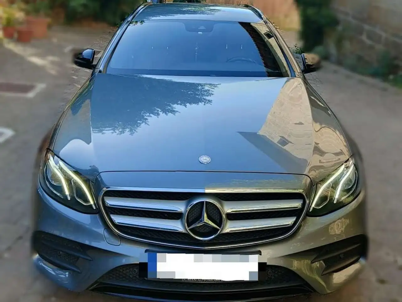 Mercedes-Benz E 350 d Estate — photo 1 of 40