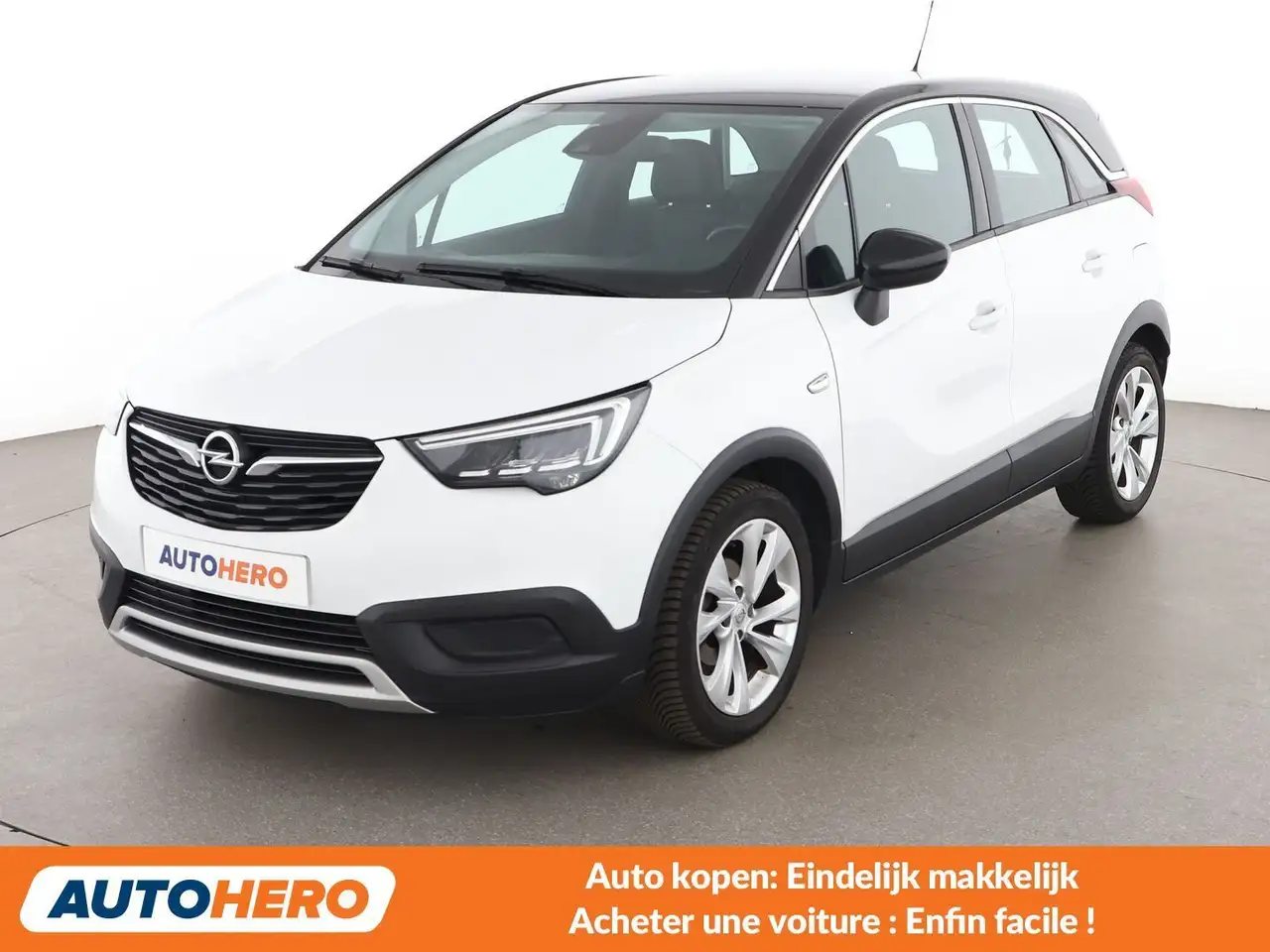 Opel Crossland X 1.2 INNOVATION — photo 1 of 15