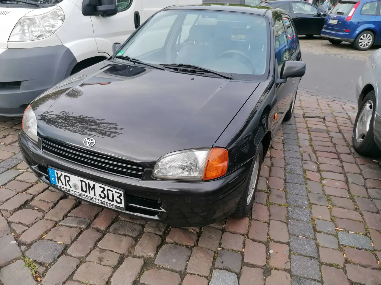 Toyota Starlet Starlet — photo 1 of 12