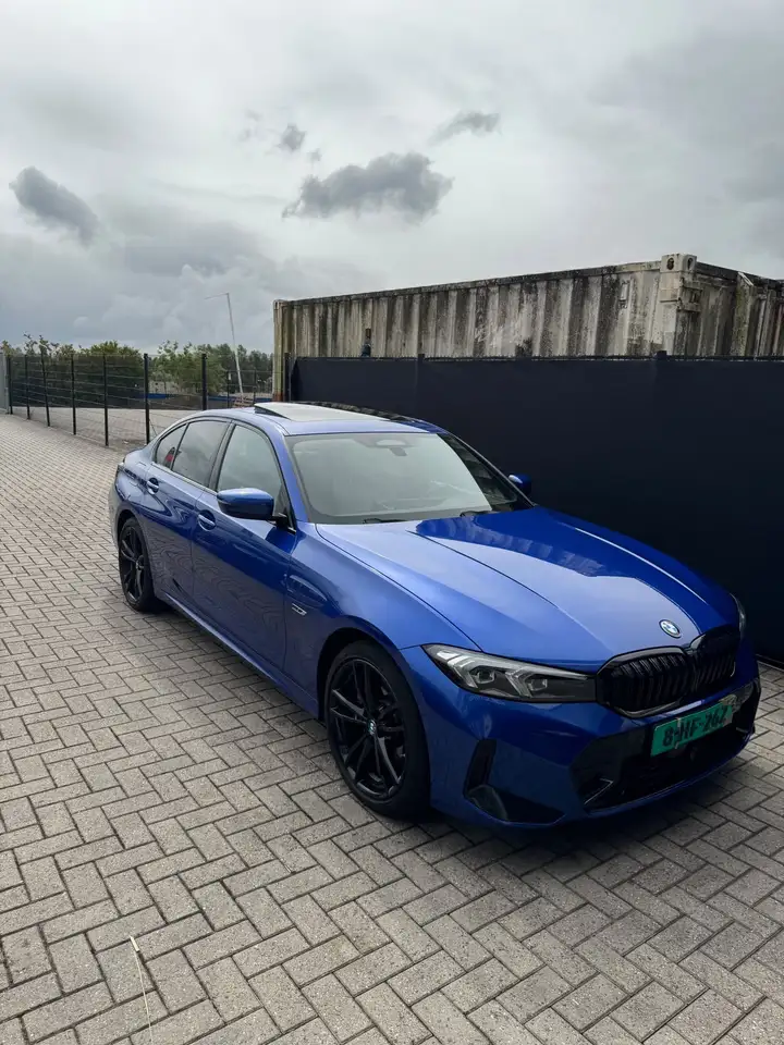 BMW 330 3 Serie 330e High Executive M Sport| LCI| Pano|HuD — photo 1 of 4