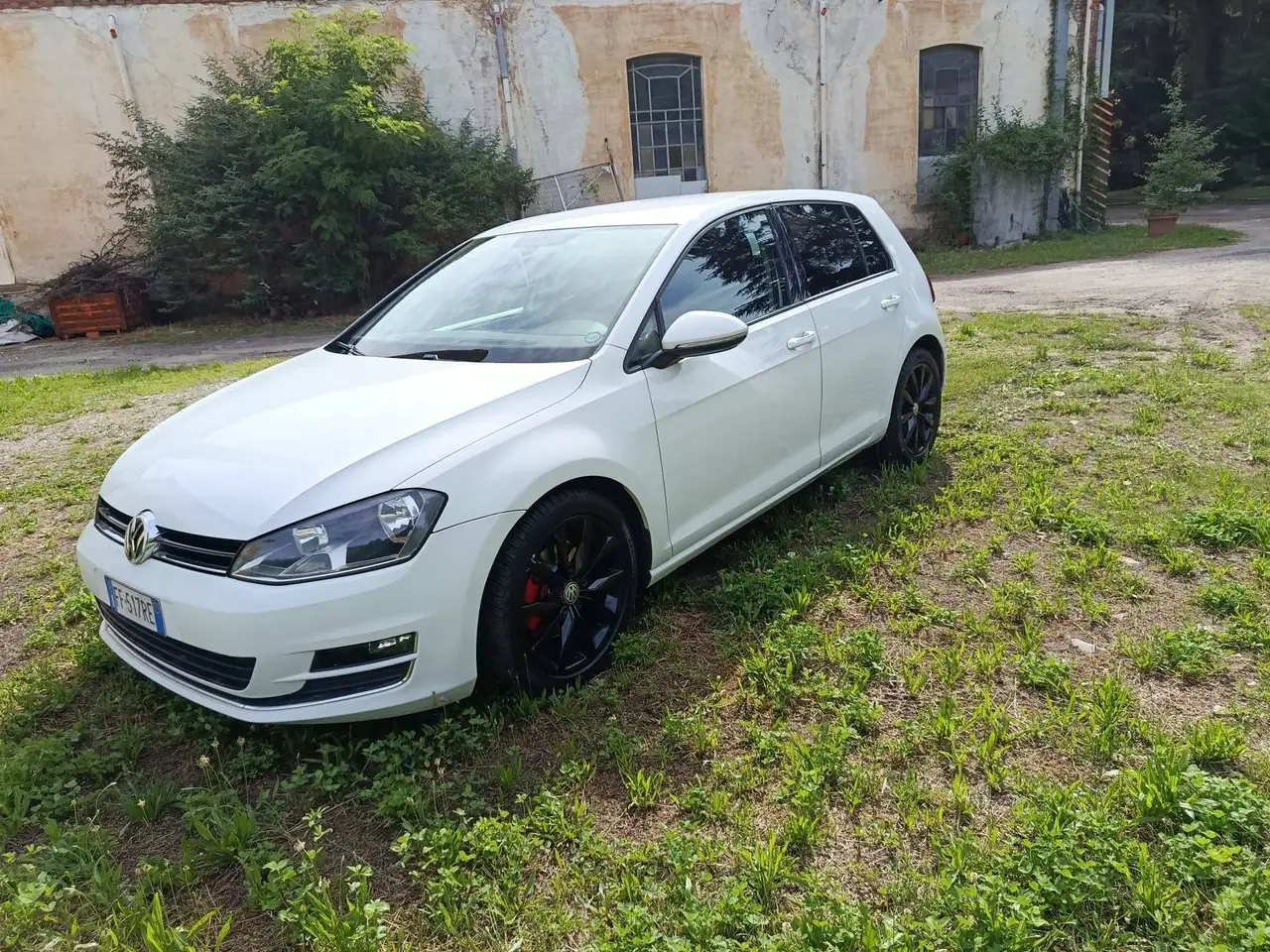 Volkswagen Golf Golf 5p 1.6 tdi Highline 4motion 110cv — photo 1 of 9