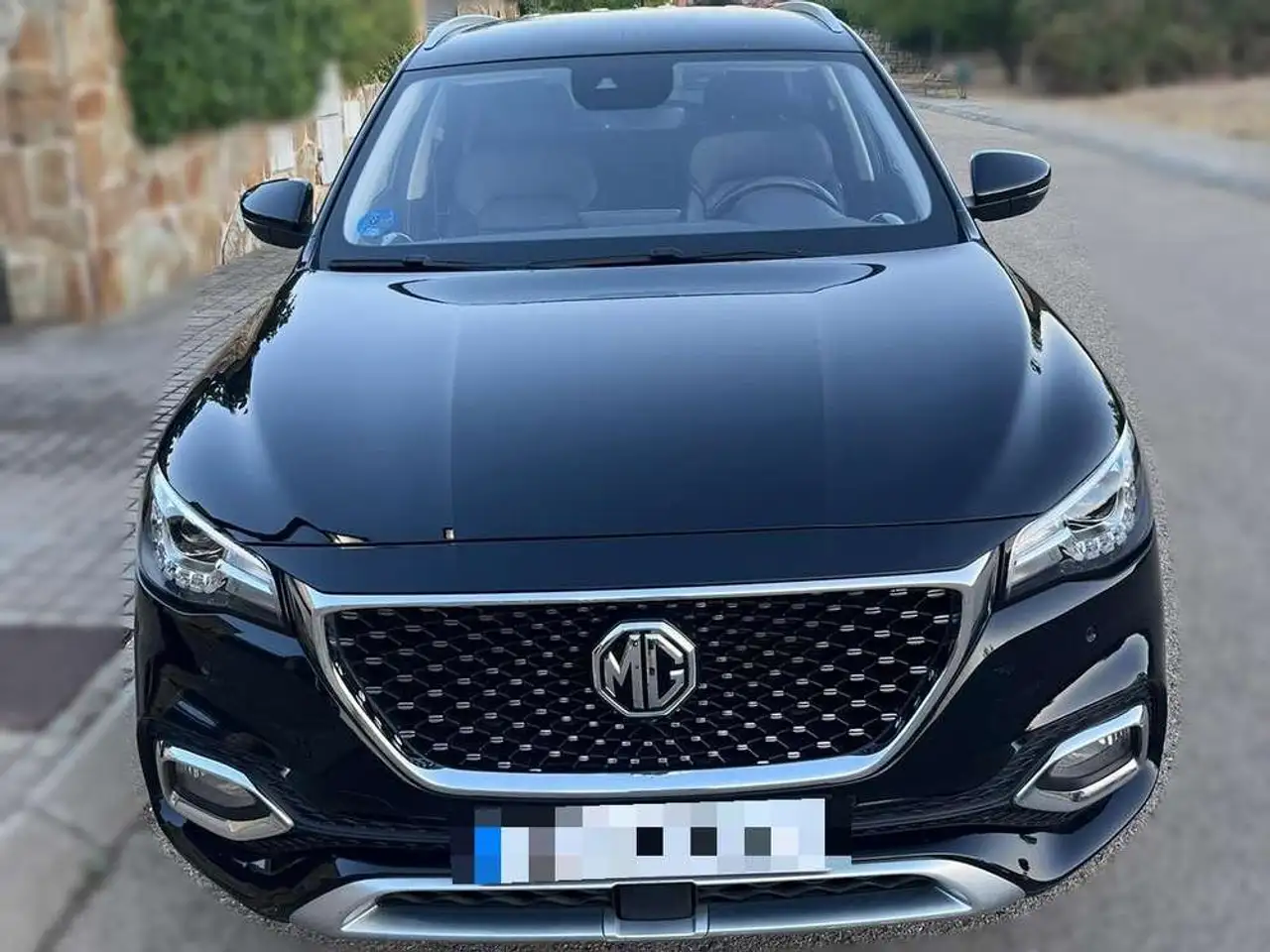 MG EHS 1.5 T-GDI Comfort — photo 1 of 6