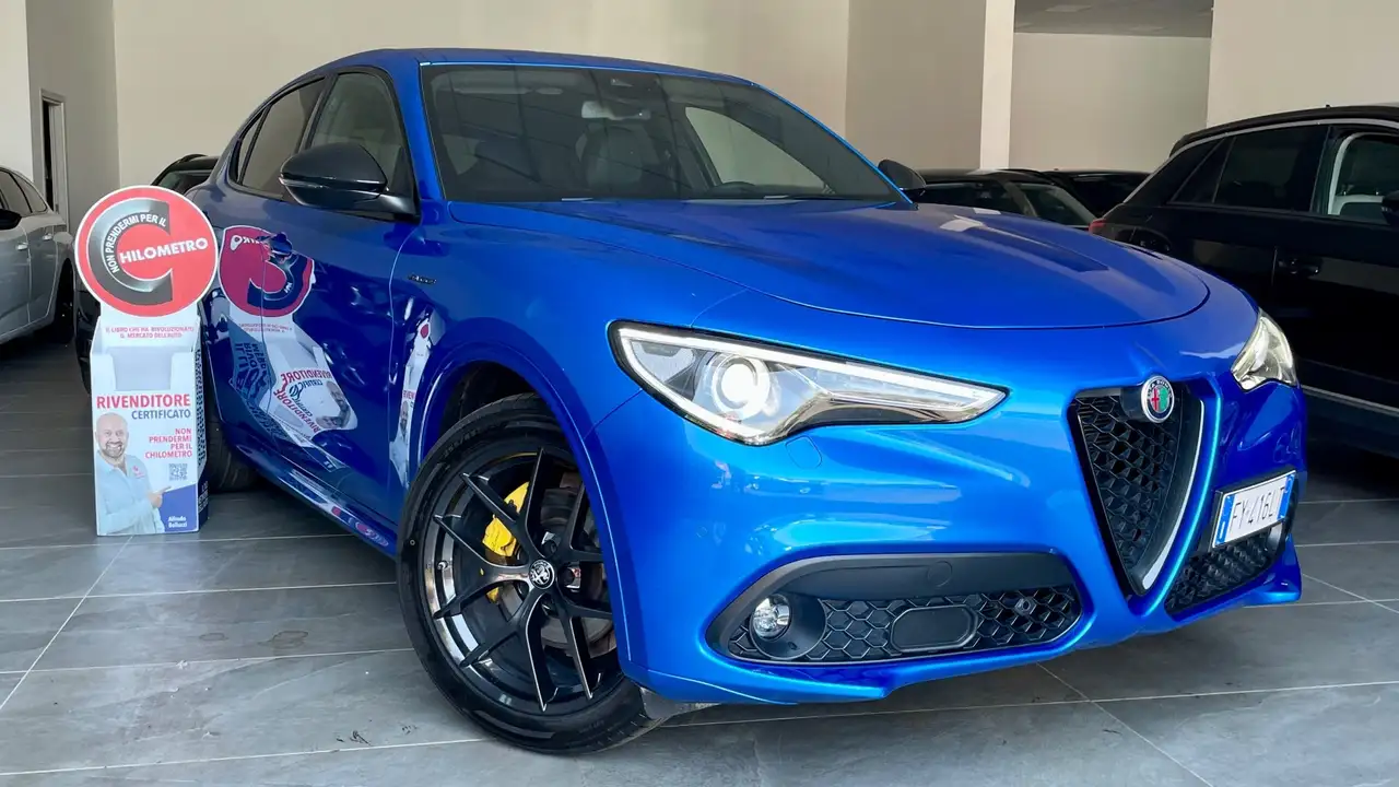 Alfa Romeo Stelvio Stelvio 2.2 Turbodiesel 210 CV AT8 Q4 Veloce — photo 1 of 15