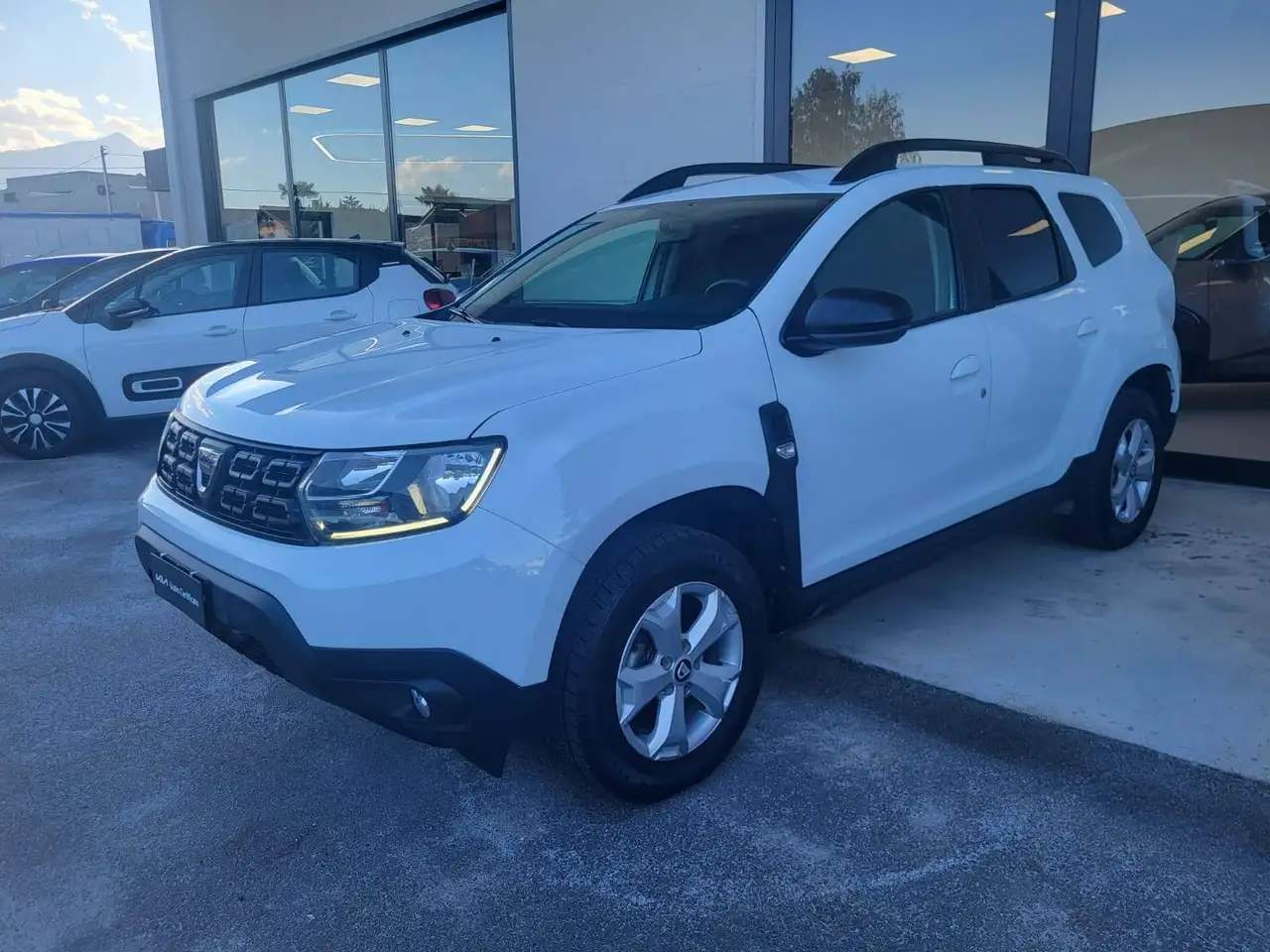 Dacia Duster Duster 1.0 tce Comfort SL DaciaPlus Eco-g 4x2 100cv — photo 1 of 17