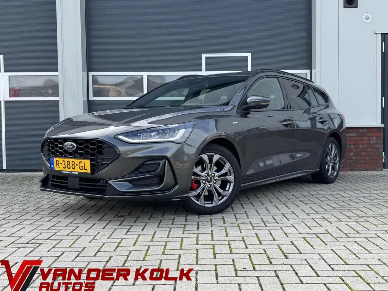 Ford Focus Wagon 1.0 EcoBoost Hybrid ST Line Style | Carplay — photo 1 of 23