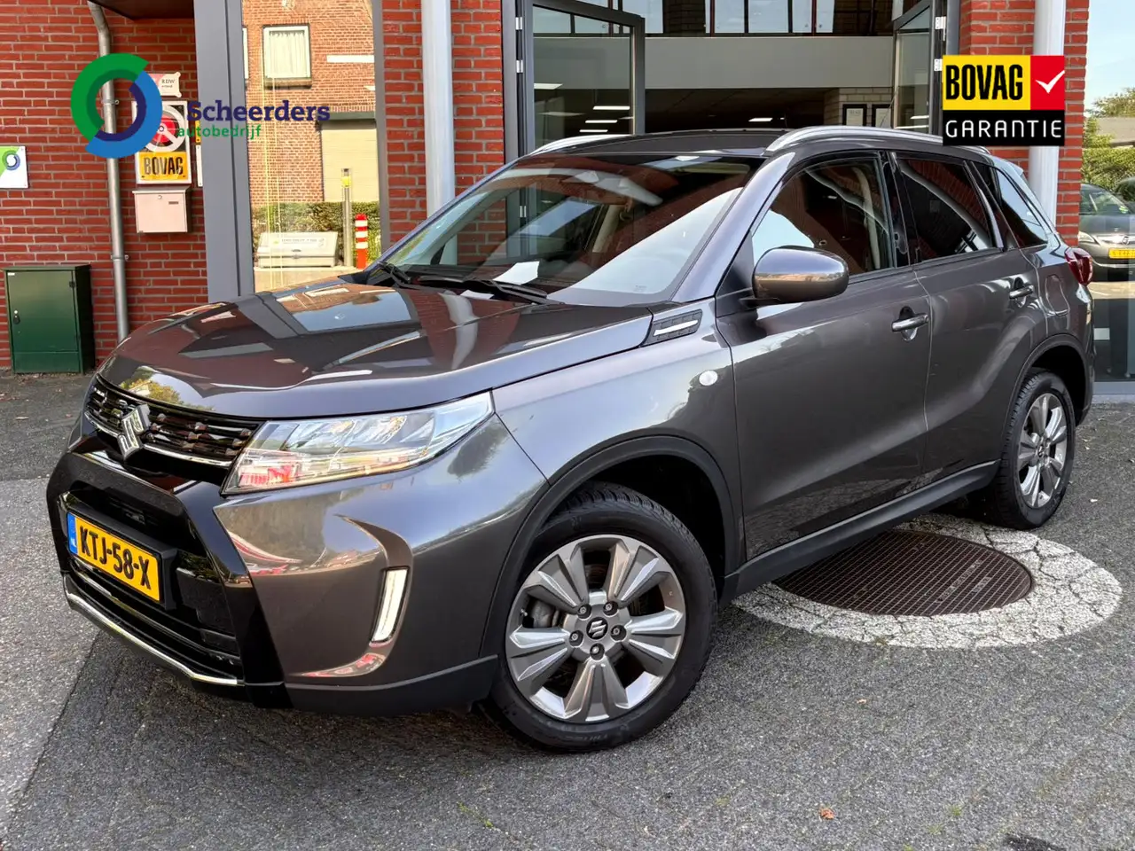 Suzuki Vitara 1.5 Hybrid Select,Nav,Camera,ACC — photo 1 of 33